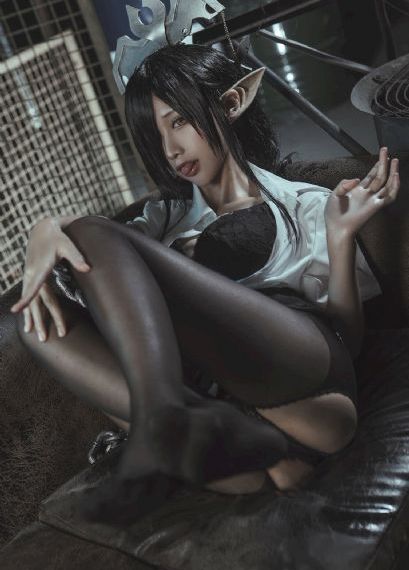 被夫上司蹂躏的七日乃葵